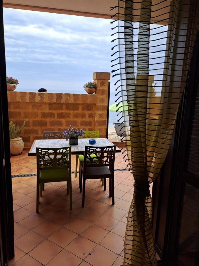 La Casa Sulla Spiaggia Marzamemi Exterior foto